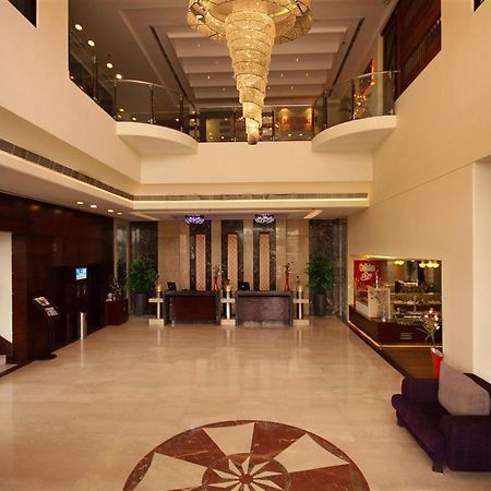 Hotel Golden Tulip Amritsar Interior foto